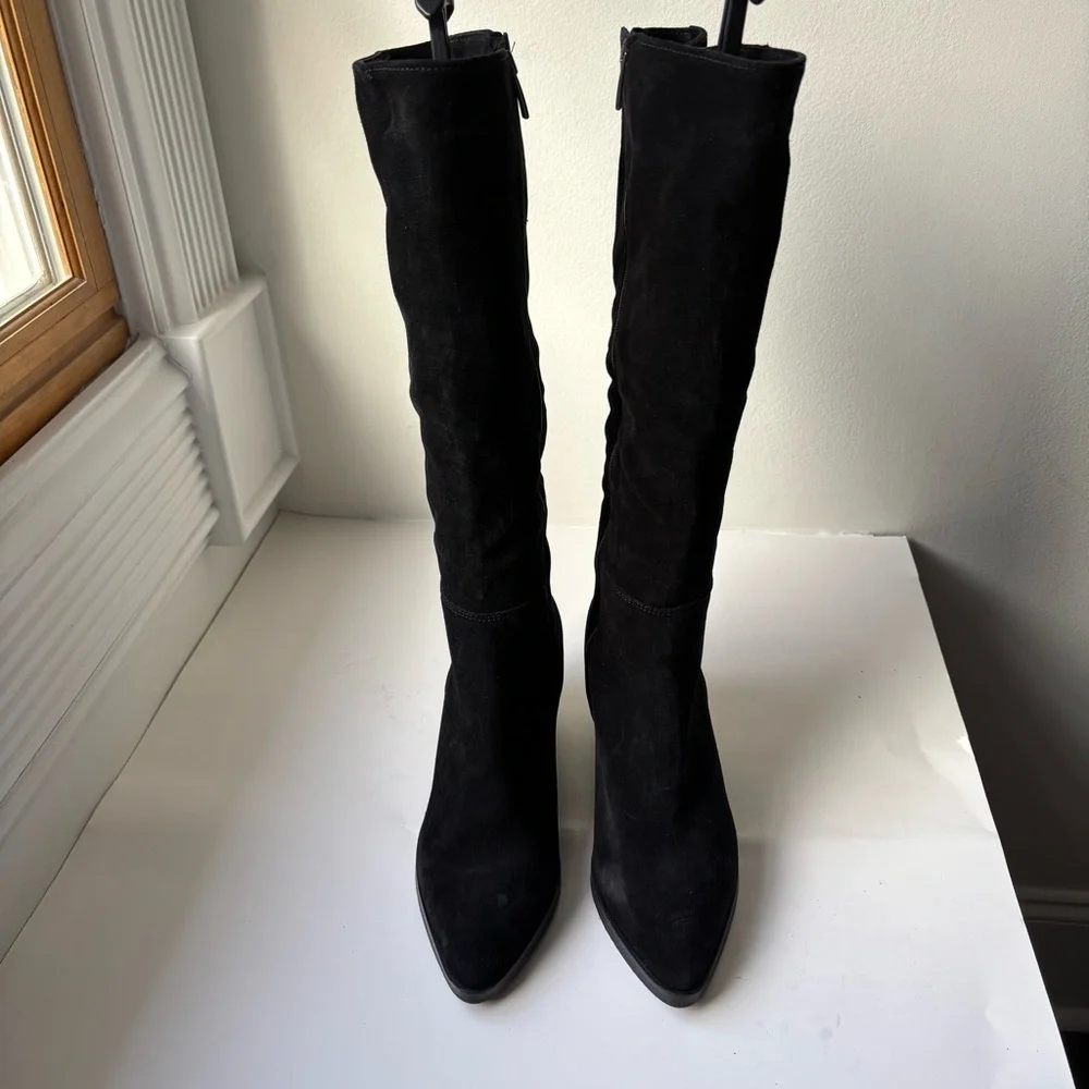 La CANADIENNE Suede Boots Block Heel Pointe Toe Sz 9‎ Knee high Over the Knee